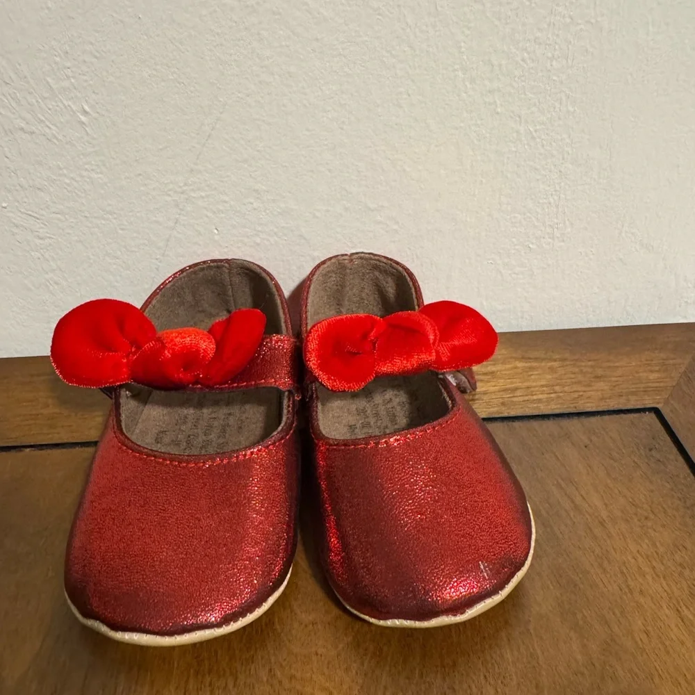 Red Kids Shoes with Bow/size 3 baby